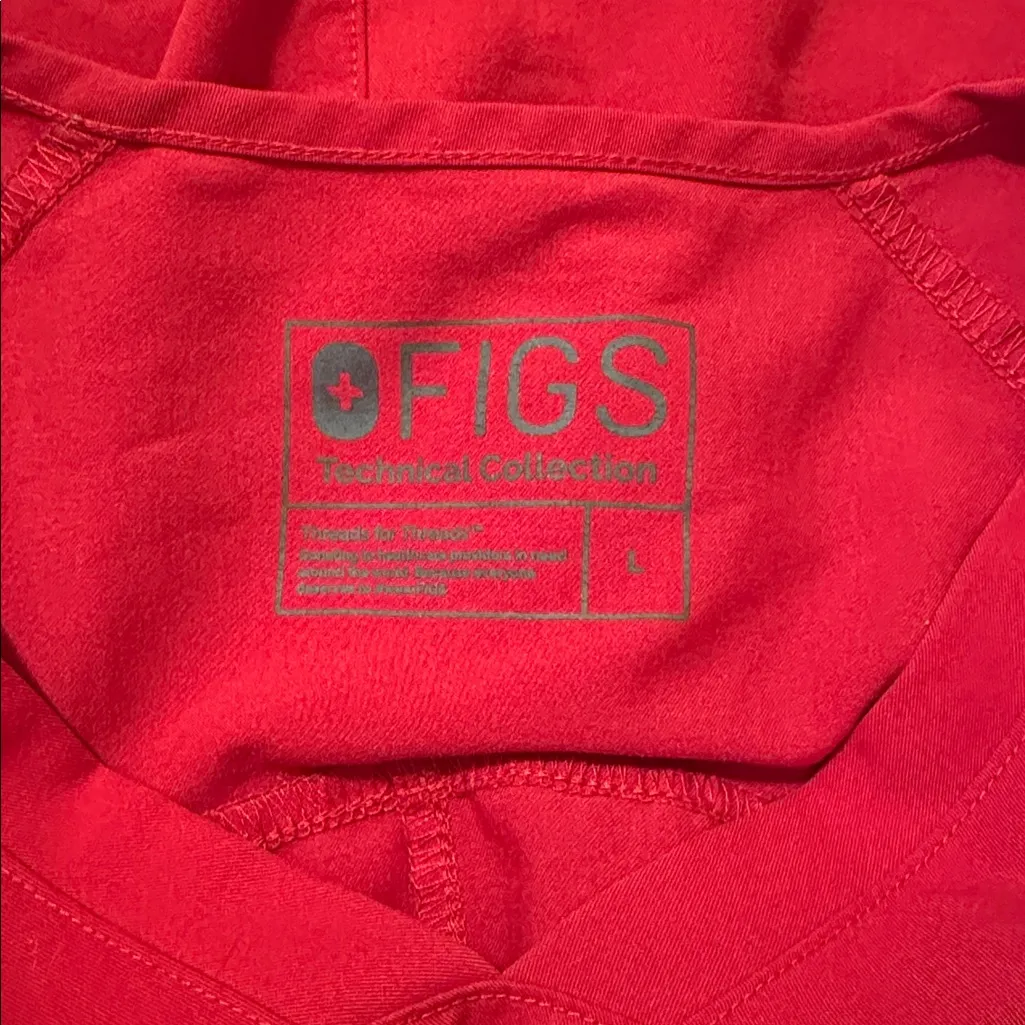 Figs Delmas Pocket Scrubs Top Red Large - Image 6
