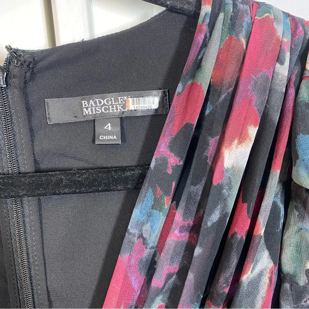 Badgley Mischka Pleated Floral Gown Size 4‎ Gray Black Burgundy formal wedding - Image 3