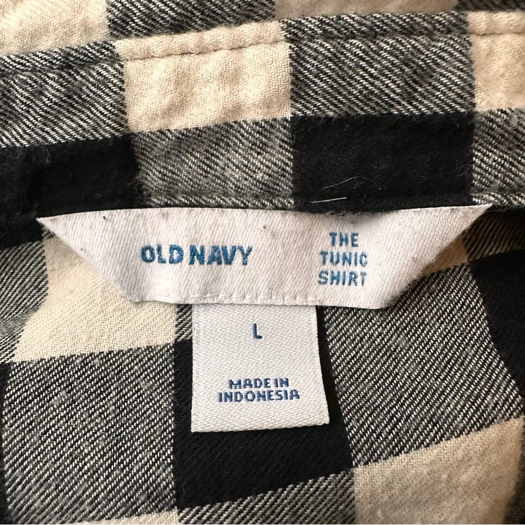 Old Navy The Tunic Shirt Black and White Buffalo Plaid Women’s Size Large - Image 5