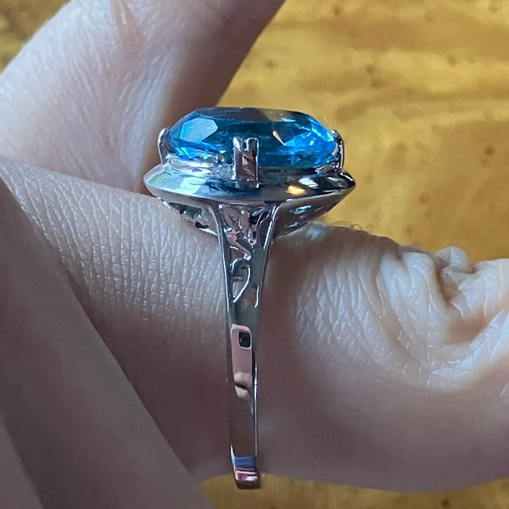 Sky Blue Topaz Sterling Silver Ring Size 8.75 - Image 3