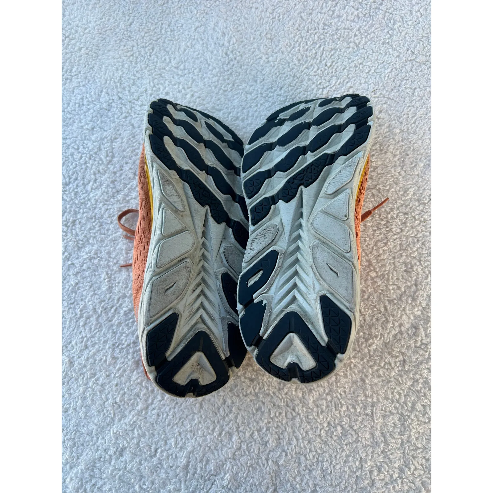 $159 Hoka One One Women's Clifton 8 Sneakers in Sun Baked/Shell Coral Size 9B Orange - Image 6