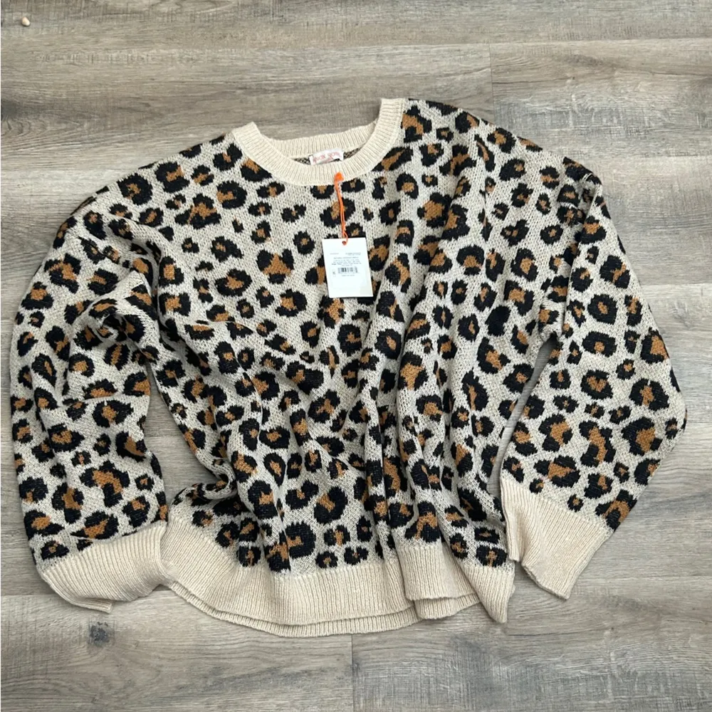 Knox Rose Woman’s Leopard Print Knit Sweater Crew Neck Stretch Knit Long Sleeve - Image 4