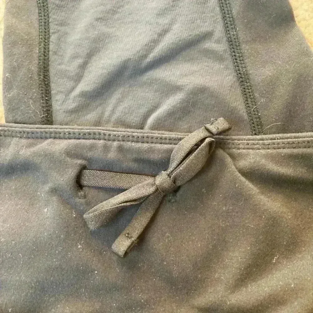 Kuhl black leggings in size small - Image 6