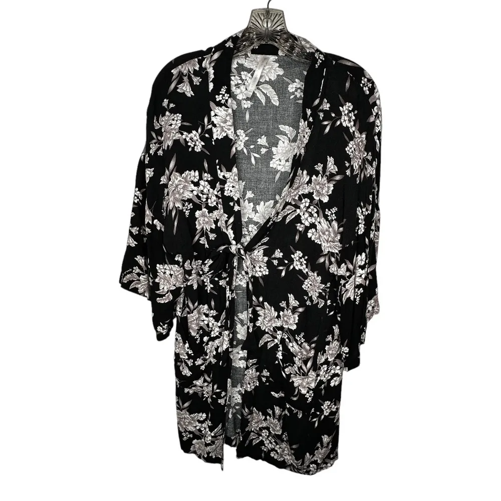 Spiritual Gangster‎ Floral Cover-Up - Image 2