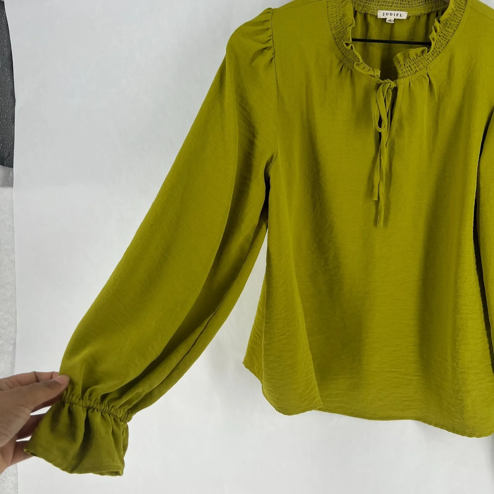 Jodifl Blouse Top Womens Small Green Ruffle Tie Neck Balloon Sleeve Casual Wear - Image 4