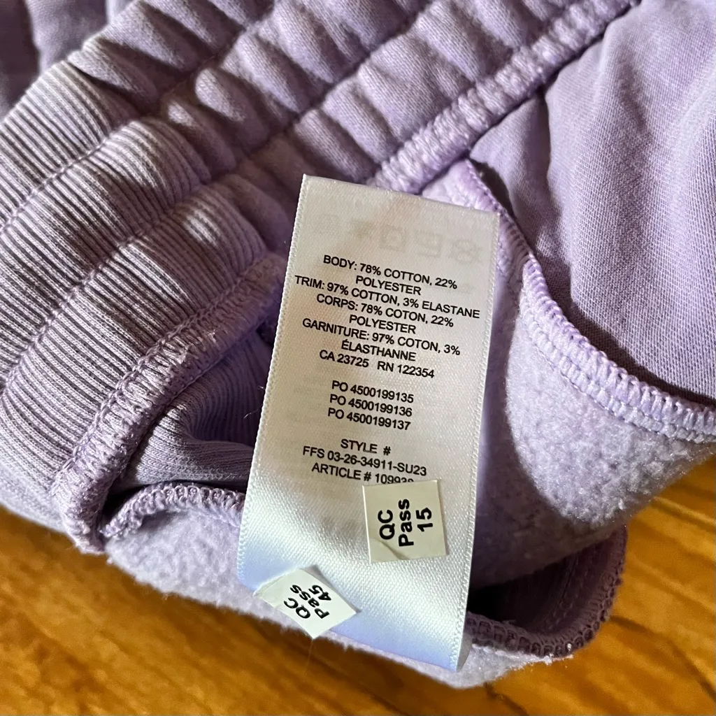 Aritzia TNA Cozy Fleece Boyfriend Sweatshorts New XS Lavender - Image 5