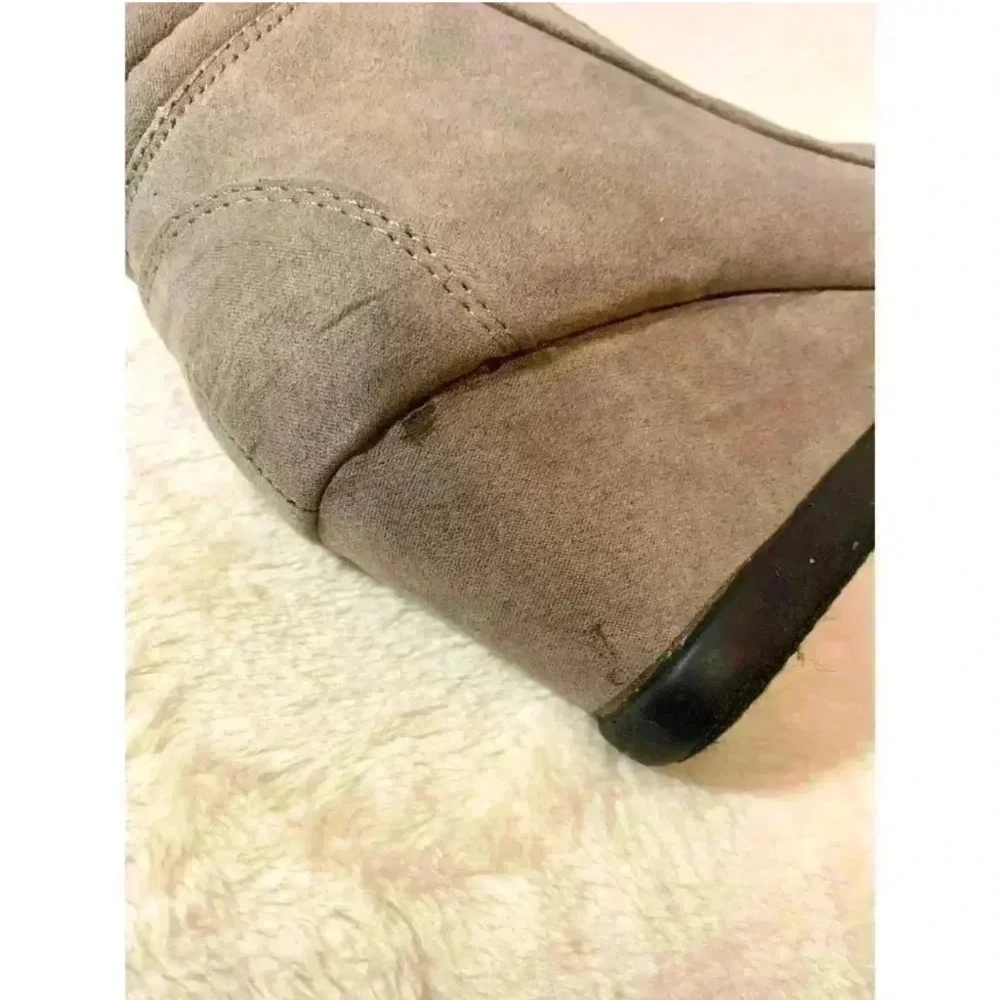 Women’s Forever Peggy-56 Wedge boots sz 6 - Image 8