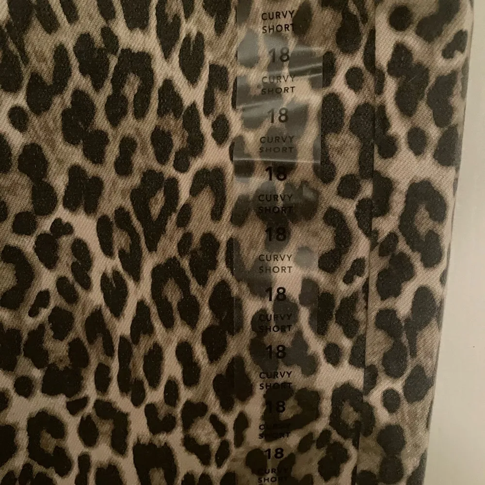 American Eagle Outfiters - Image 6