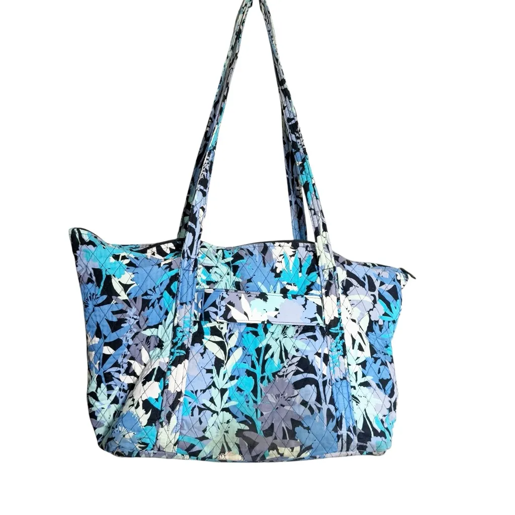 Vera Bradley CamoFloral Large Duffle Tote and Shoulder Bag Bundle‎ - Image 13