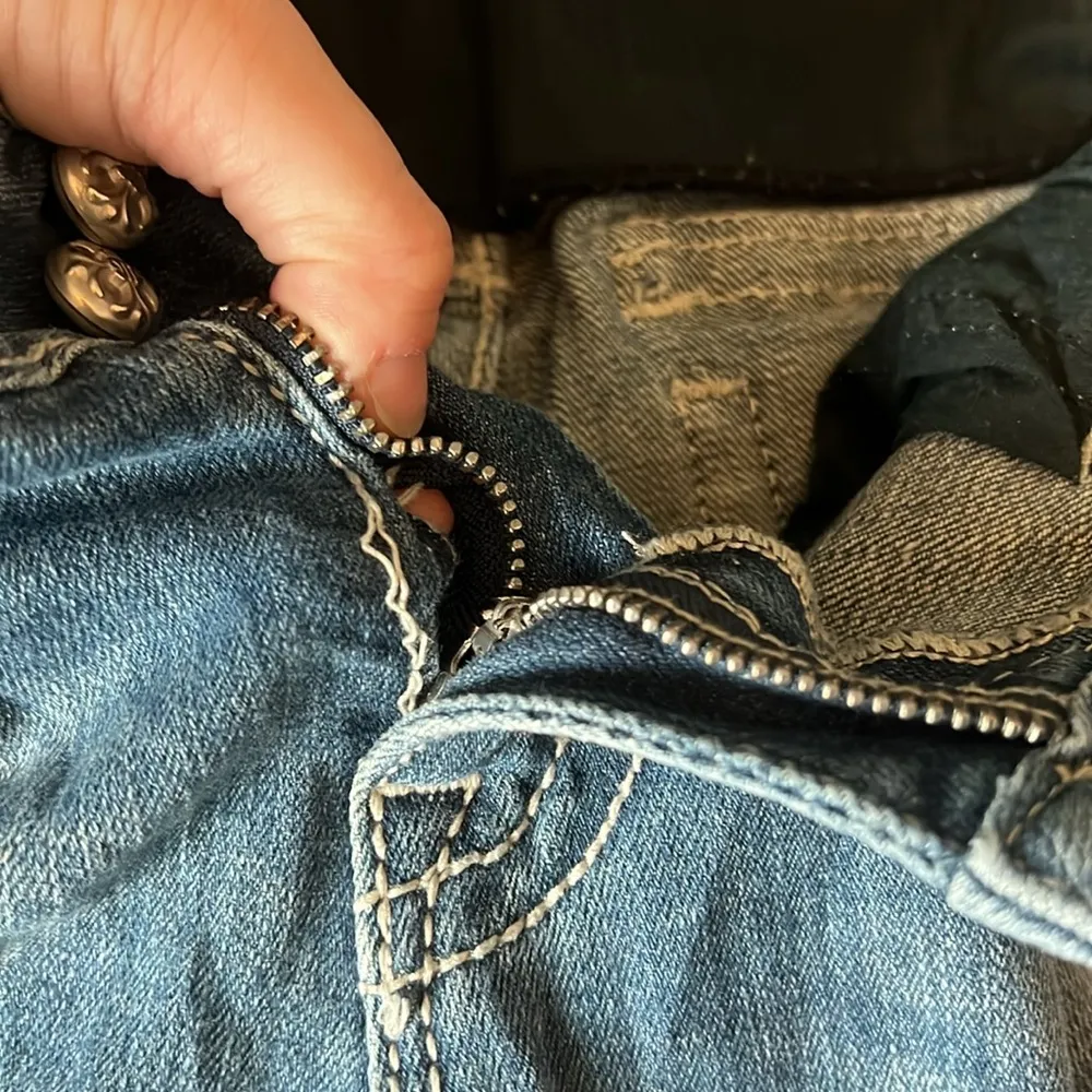 Miss Me Sequin Flap Pocket Bootcut Distressed Jean Size 30 - Image 4