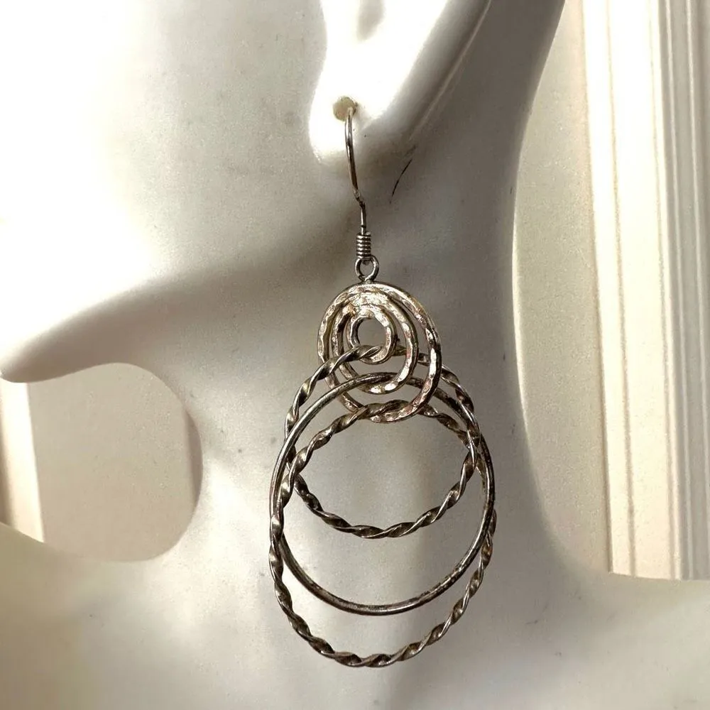 Silver tone multi circle dangling earrings - Image 6