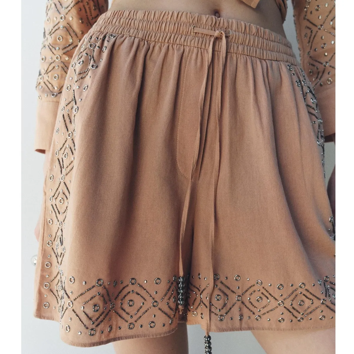 NWT SET Zara Beaded Embroidery Grommet Shirt Relaxed Short Two Piece Size L/XL - Image 4