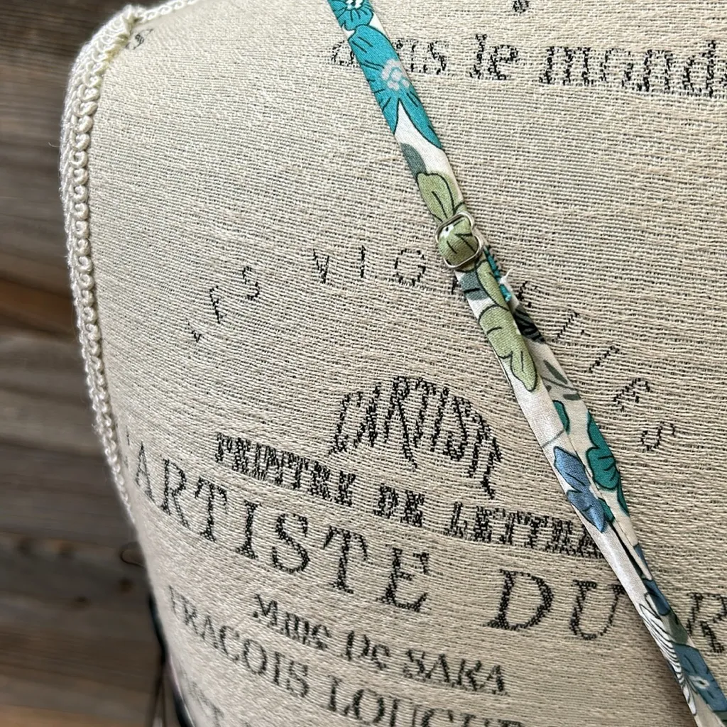 NWT Cerule Floral Lace Trim Slip Dress Size Small Pink - Image 8