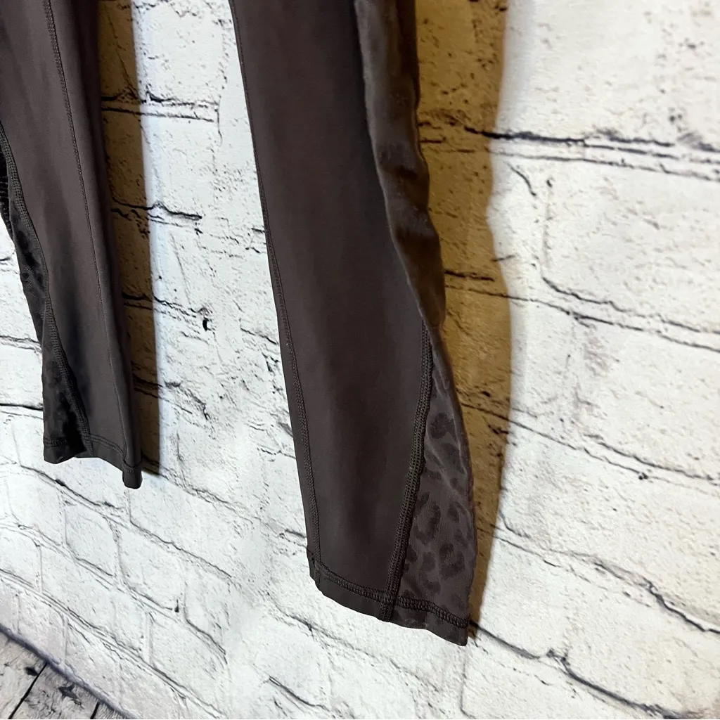 Offline Aerie Brown 7/8 Leggings with Cheetah Print Detail‎ High Waisted Medium - Image 3