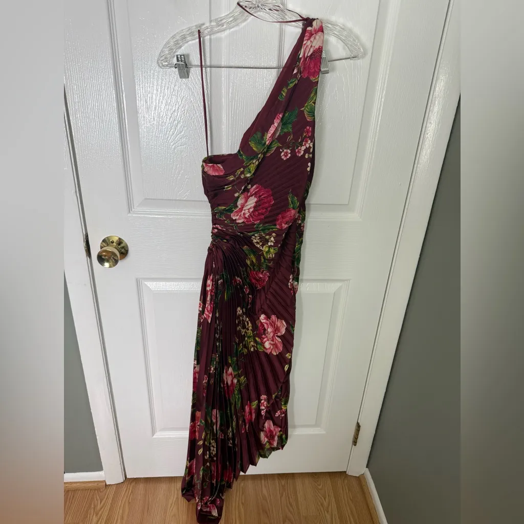 Petal & Pup Kleo One Shoulder Maxi Gown S - Image 3