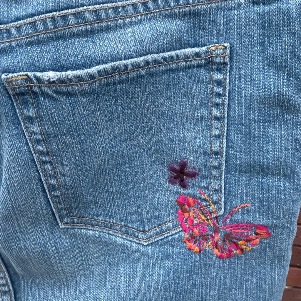 GAP Y2K Vintage Blue Jean Denim Mini Skirt Embroidered Butterflies Flower Size 4 - Image 6
