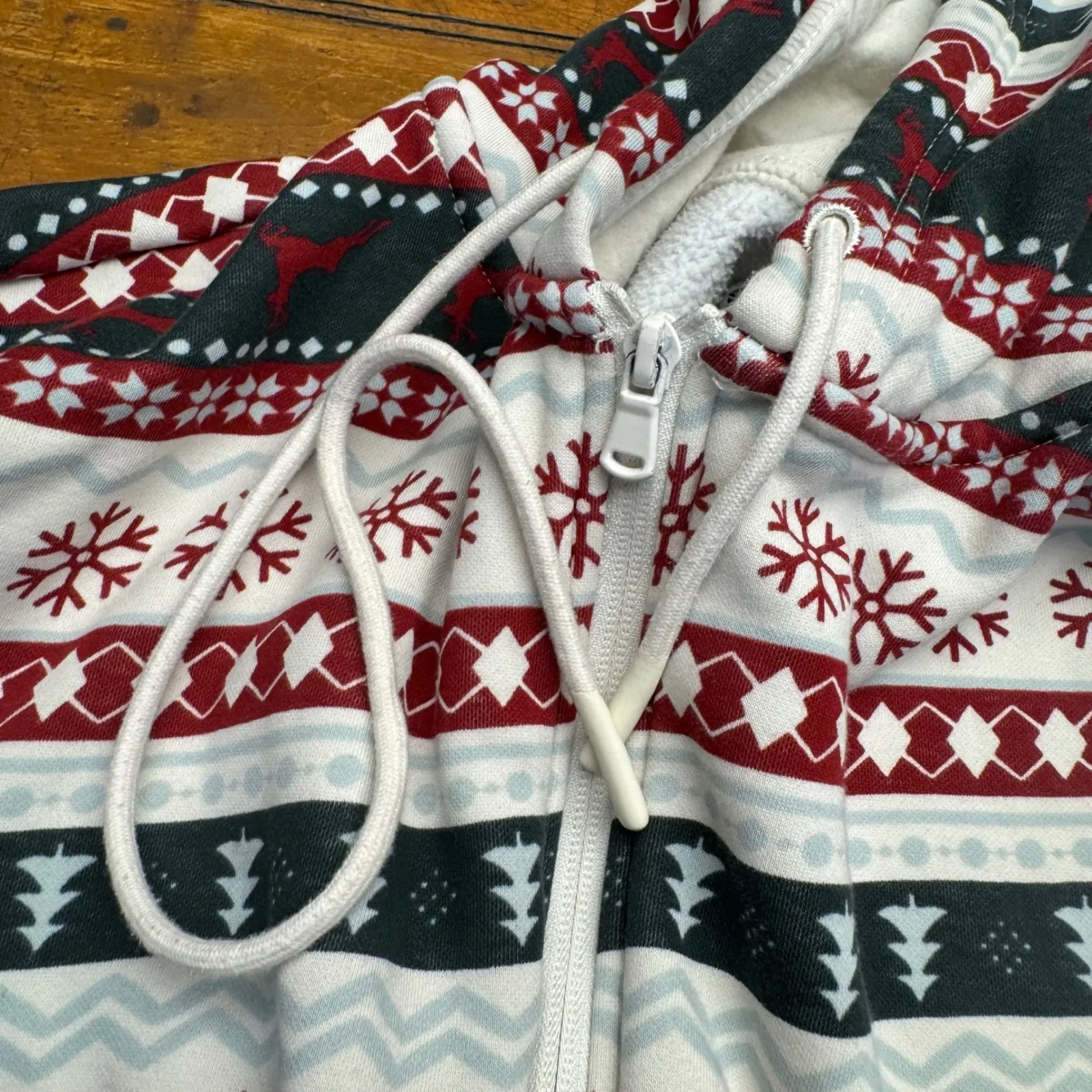 Fabletics Women's Holiday Fair Isle Pajama Onesie Hoodie Full Zip XL - Image 6