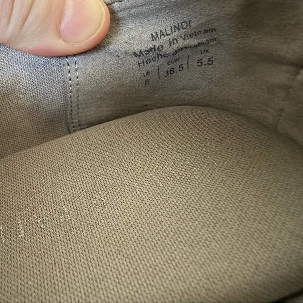 Kelly & Katie Grey Miralla Oxfords size 8 - Image 4