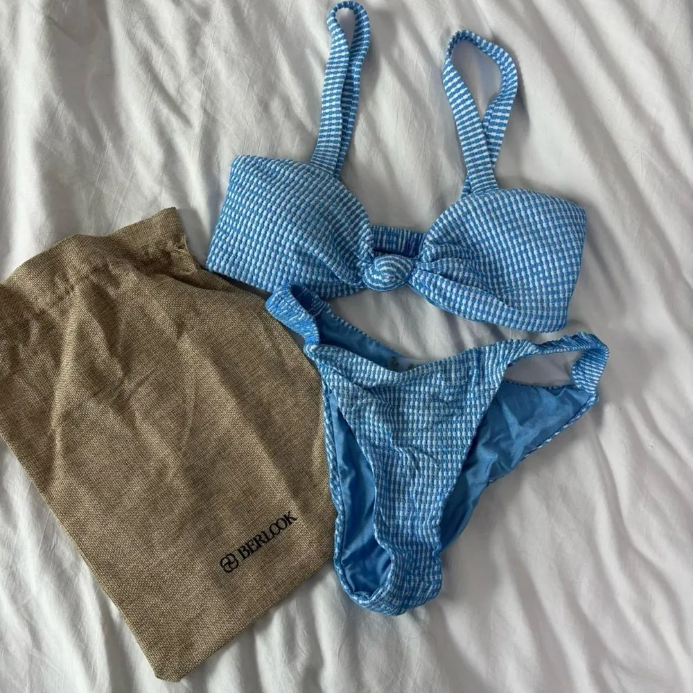 Berlook Blue Gingham Women's Swimwear Bikini Set Size Top Medium / Bottoms Small - Image 3