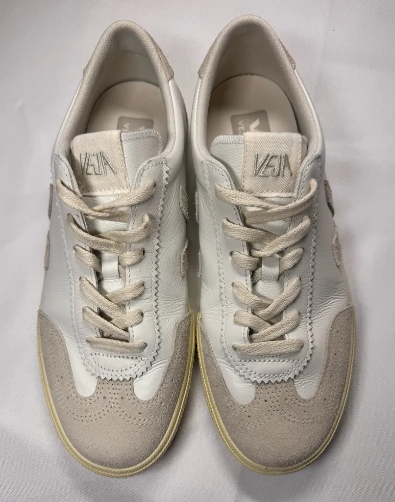 Veja V-12 Leather Sneakers | White/Beige | Men’s 9 / Women’s 11 | - Image 1