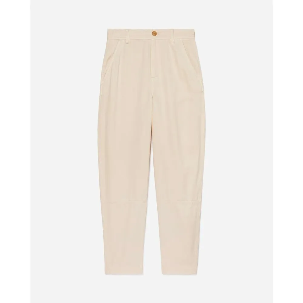 Everlane The Relaxed Chino in Buttersoft Barrel Pant in Parchment 4 - Image 3