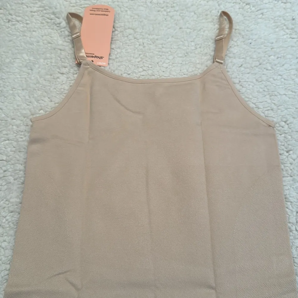 18SE. Shapermint Essentials All Day Every Day Scoop Neck Cami. Tan Size L - Image 3