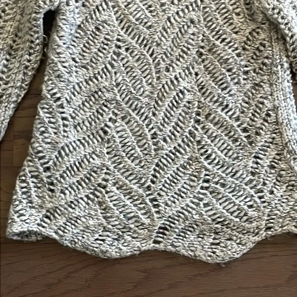 LOFT Grey Open Stitch Scallop Sweater - Size S - Image 3