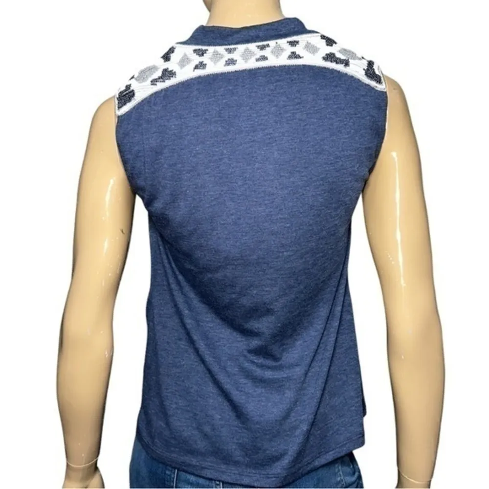 De Rigueur Provisions Women’s Size M Heathered Blue Cowl Neck Beaded T - Image 5