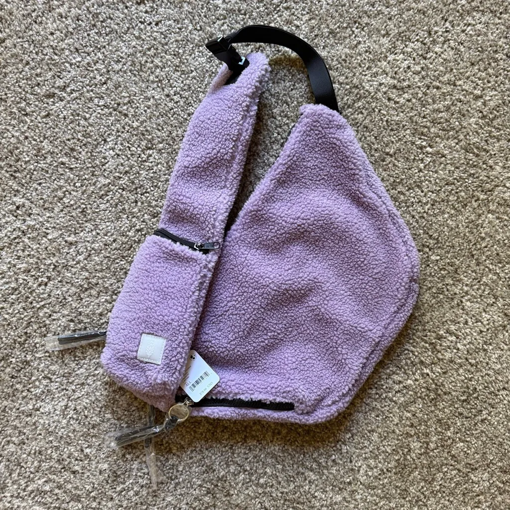 FP Movement Overachiever Sherpa Sling Bag NWT Lavender Purple - Image 4
