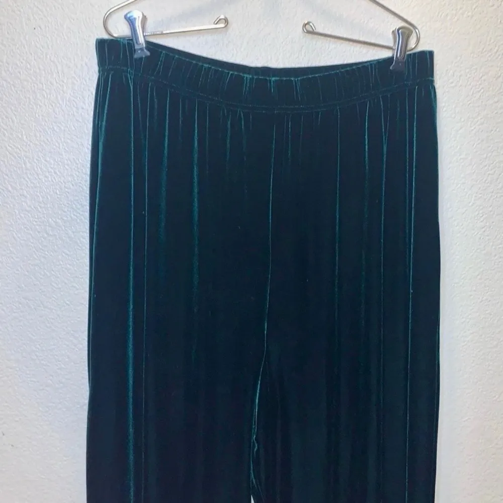 Bob Mackie high rise velour super soft pull on casual pants dark green - Image 2
