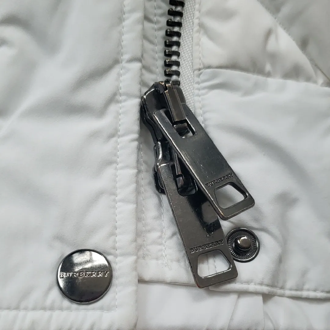 Burberry White Cropped Down Puffer Jacket Size XS - Image 3