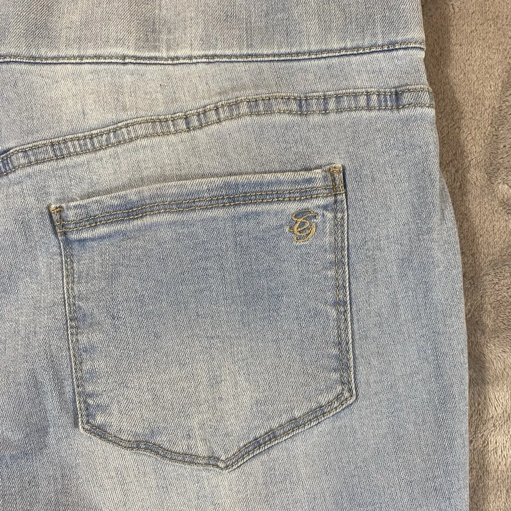 Susan Graver Jeans 16 Petite Straight Leg Ankle Stretch Light Wash Denim Comfy‎ - Image 2