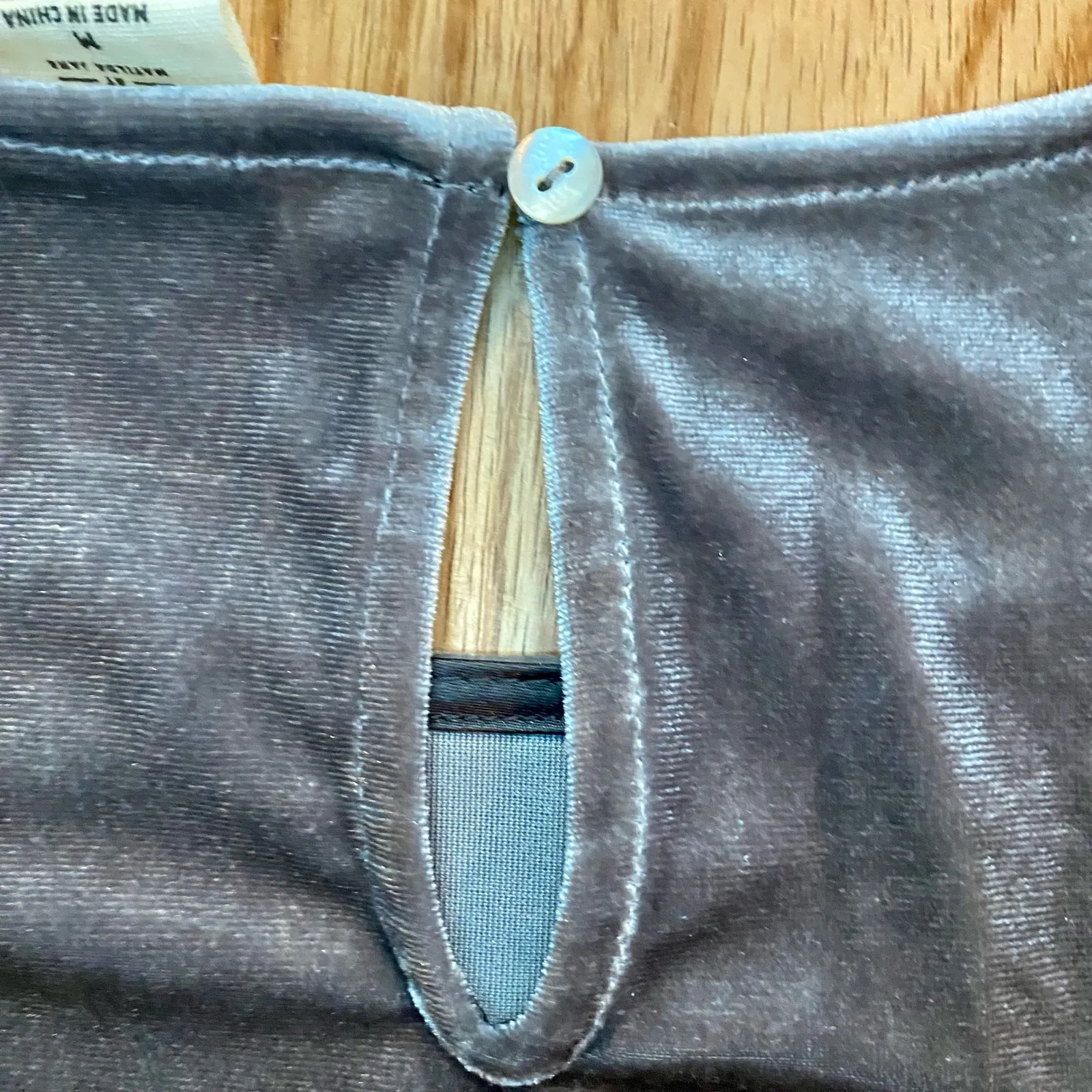 Matilda Jane’s Good Hart Parthenon Velour Cropped Shirt Gray Womens Medium - Image 9