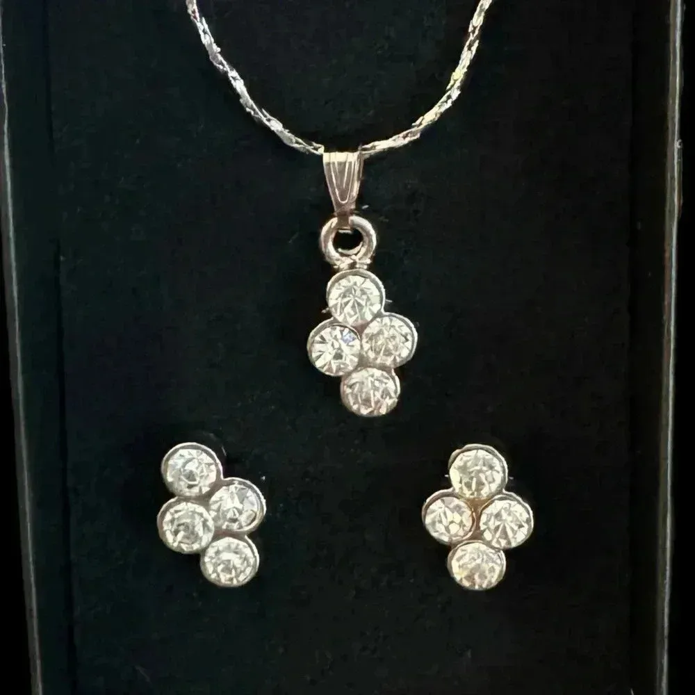 Silver Tone Cluster Crystal Necklace Earring Set Women’s Fashion Jewelry - Image 3