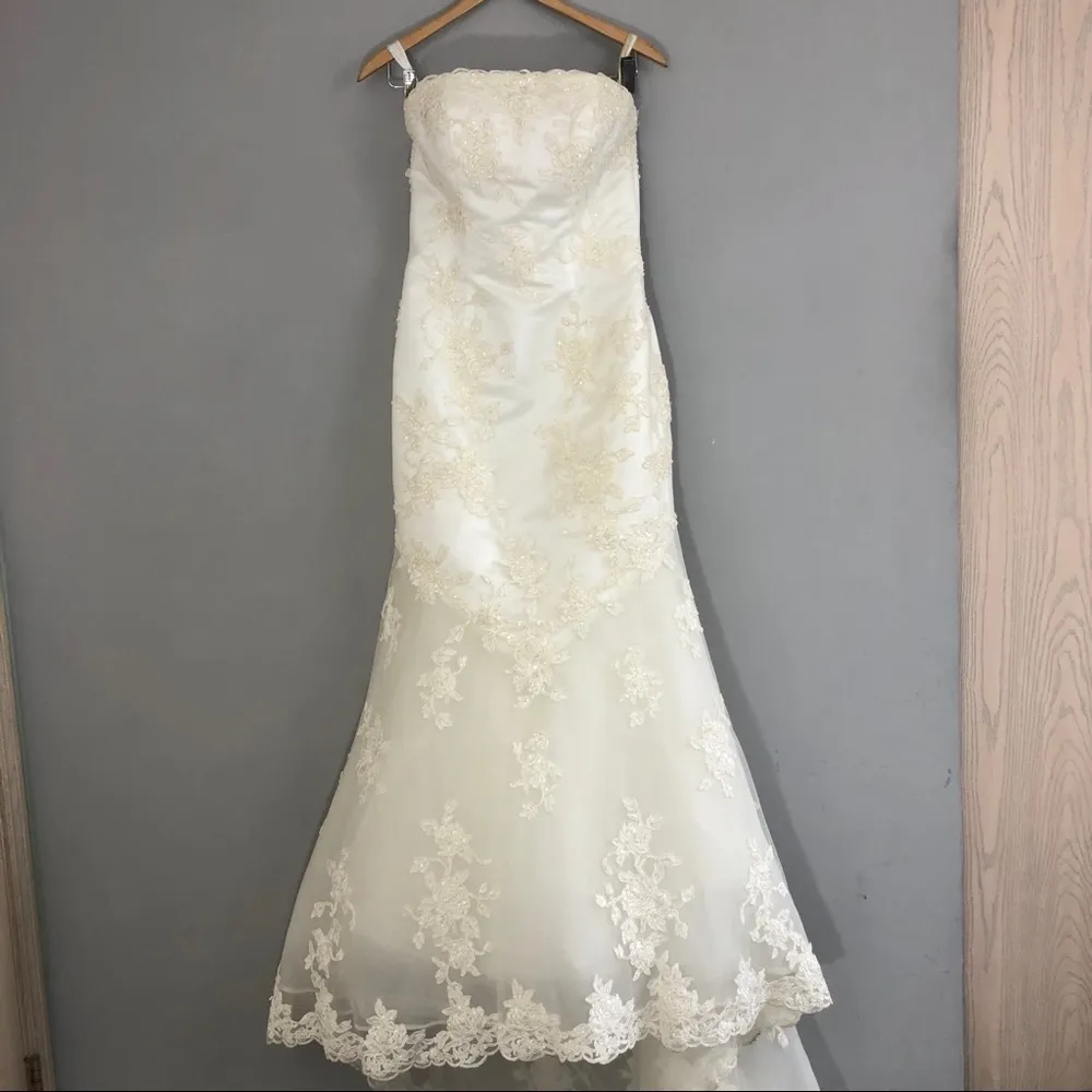 Alfred Angelo Lace beaded aline tulle wedding gown - Image 2