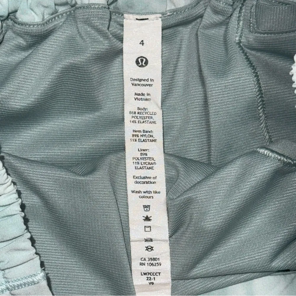 Lululemon Hotty Hot Shorts 4” Low Rise Lined Diamond Dye Blue Womens Sz 4 W7CCCT - Image 9