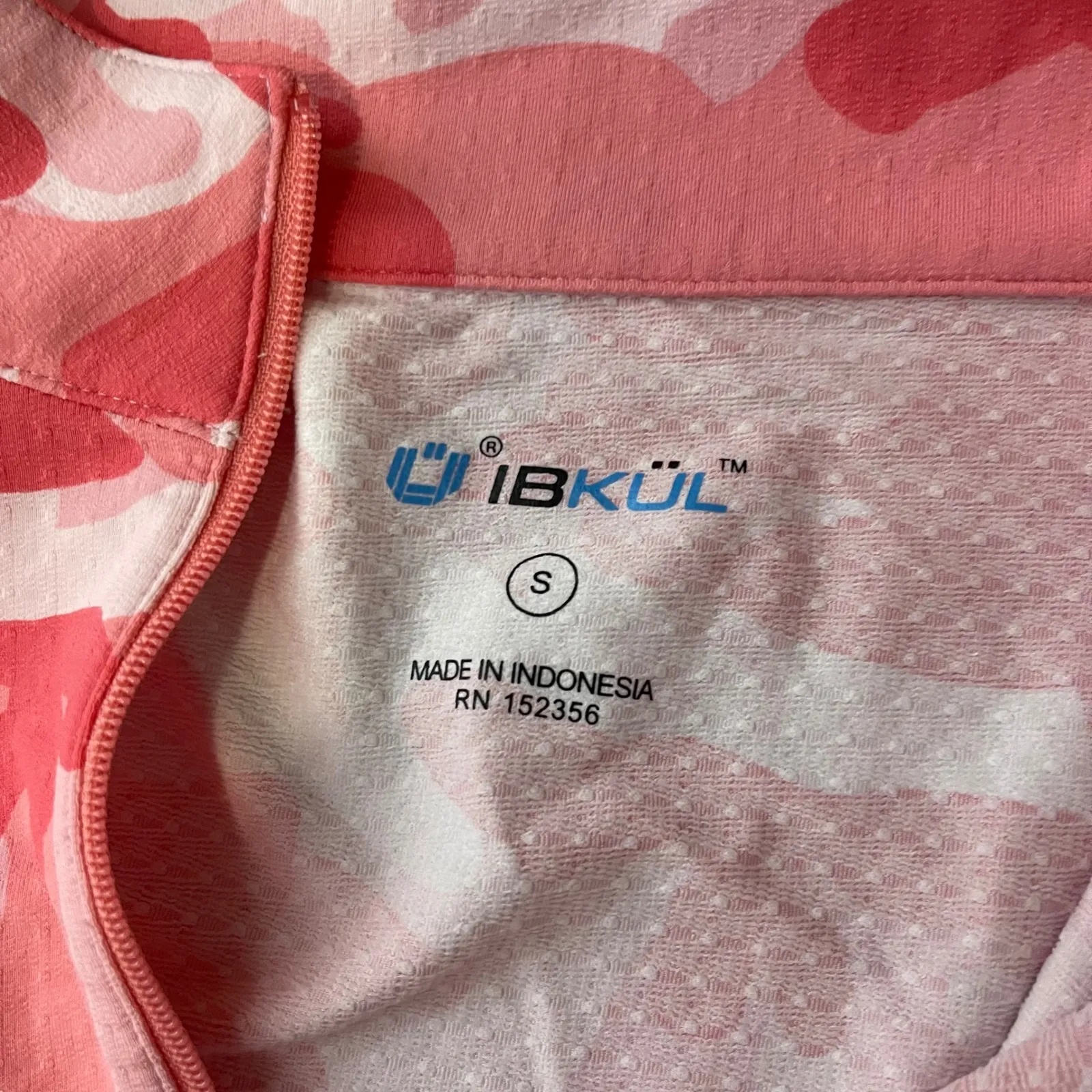 IBKUL Camo Short Sleeve Polo Shirt Small
Pink Golf Tennis Active Performance Pink - Image 5