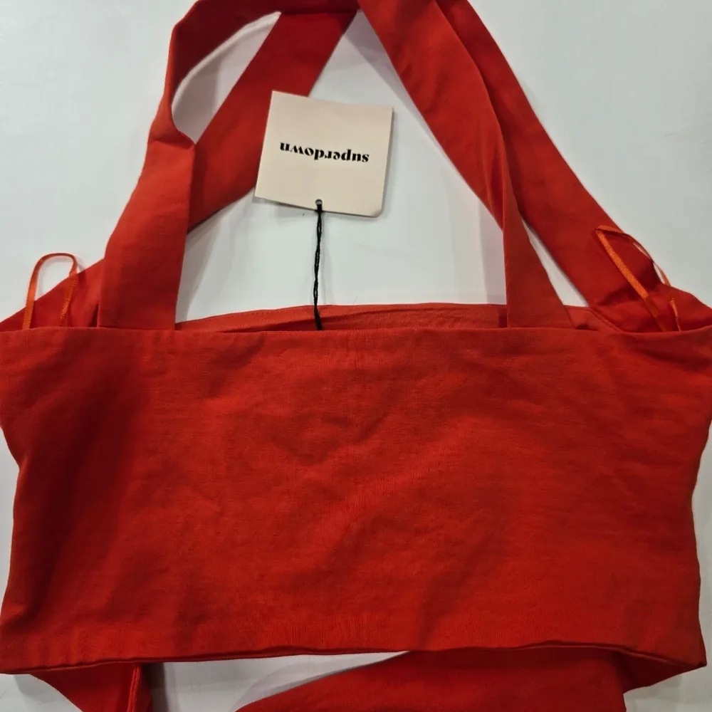 Superdown Elva Halter Tie Top in Poppy - Image 8