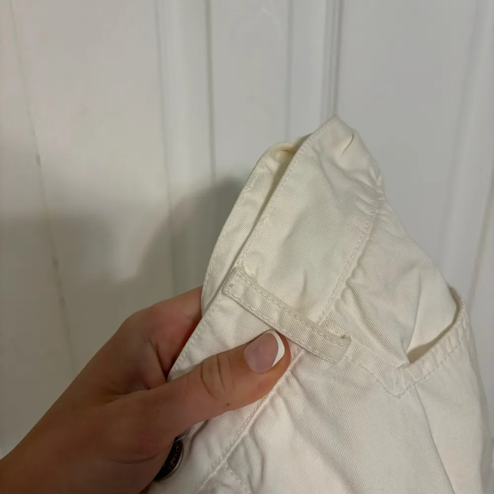 Johnny Was Embroidered Flare Jeans - Image 9