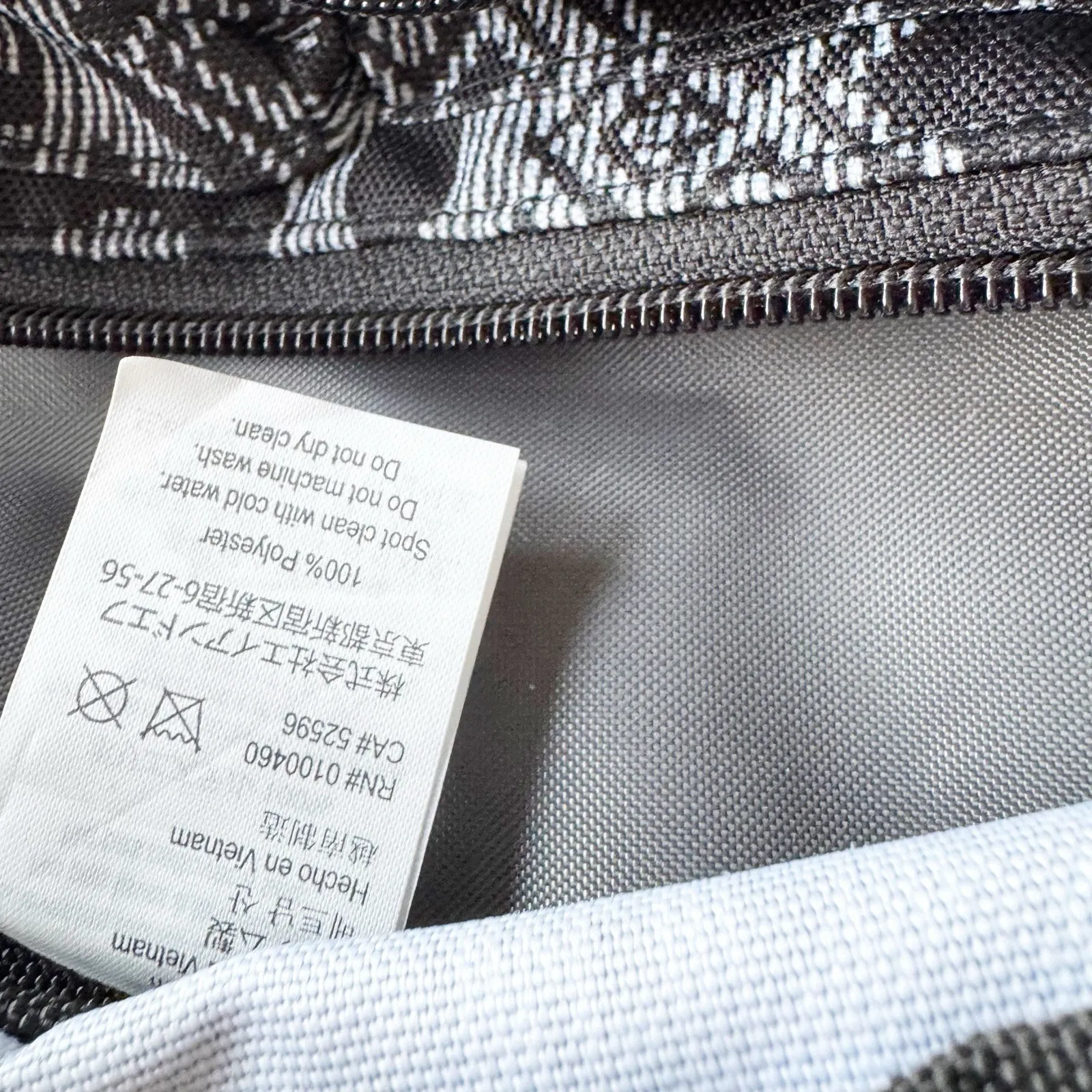 Kavu Unisex Black and White Rope Sling Backpack 25th Anniversary Edition - Image 6