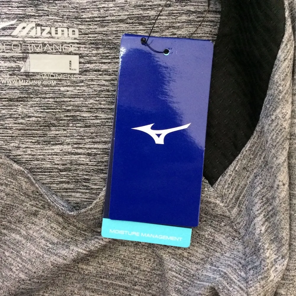 Mizuno Women's Lyra Running Tee in Heathered Black - Image 4