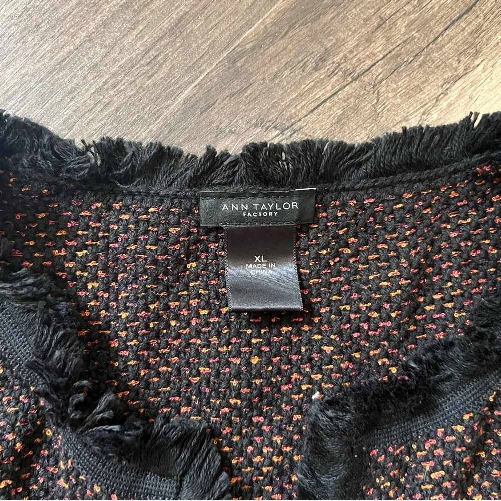 Ann Taylor Women's Cardigan XL Frill Hem Sweater Factory - Image 3