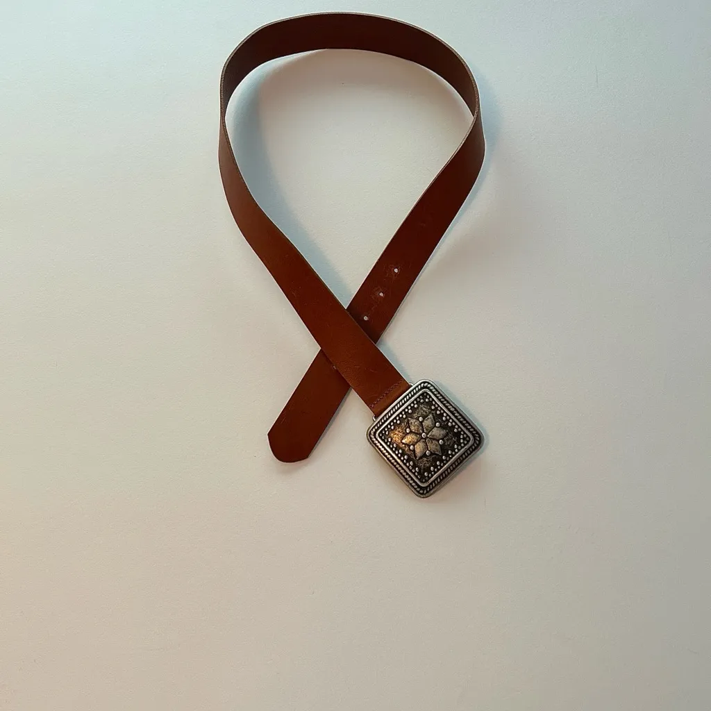 Belgo Lux Brown Leather Belt with Italian Silvertone large square flower buckle Size M - Image 3