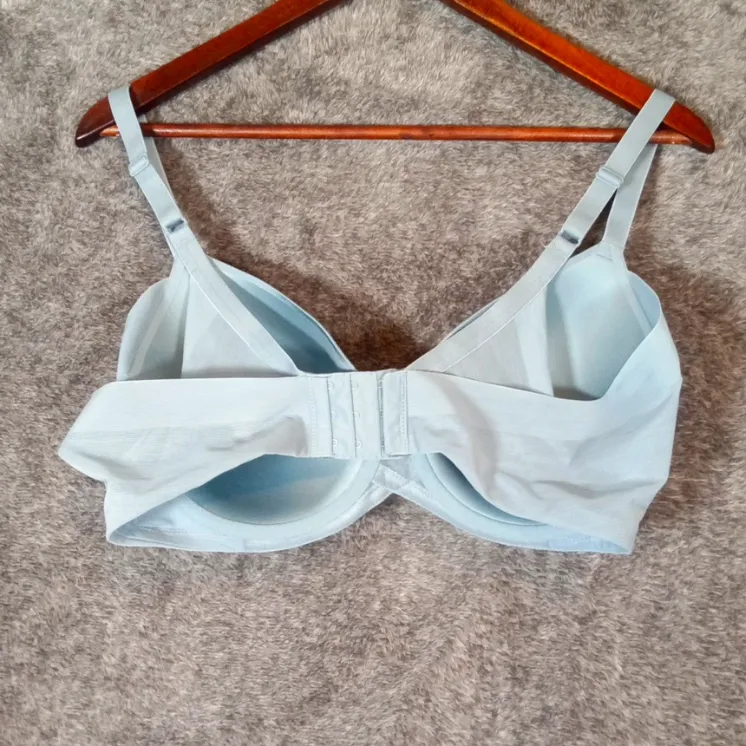 Wacoal Sky Blue Women's Bra Adjastable Strap Wire Womens 38D - Image 3