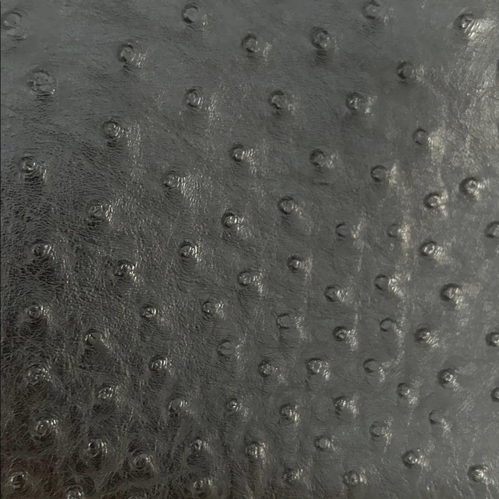 Gianni Bernini Black Faux Leather Ostrich Embossed Purse - Image 2