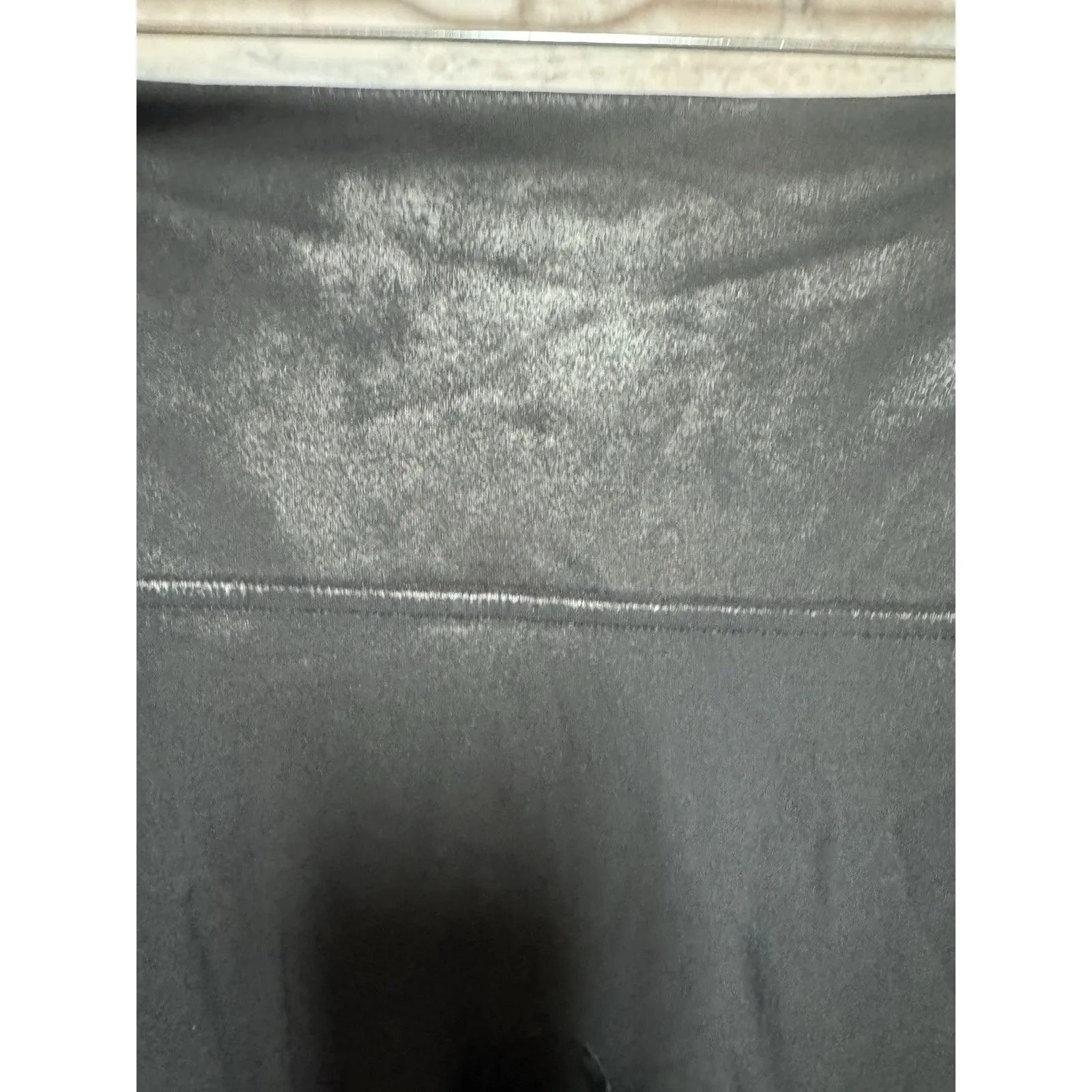 SPANX Leggings Size Medium Faux Leather Metalic Shiny MOTO Black - Image 2