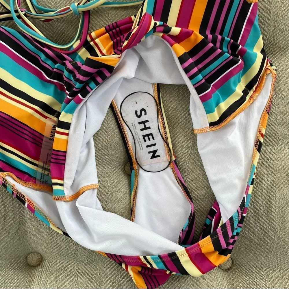 Shein Plungling Neckline One Piece Swimsuit L - Image 2