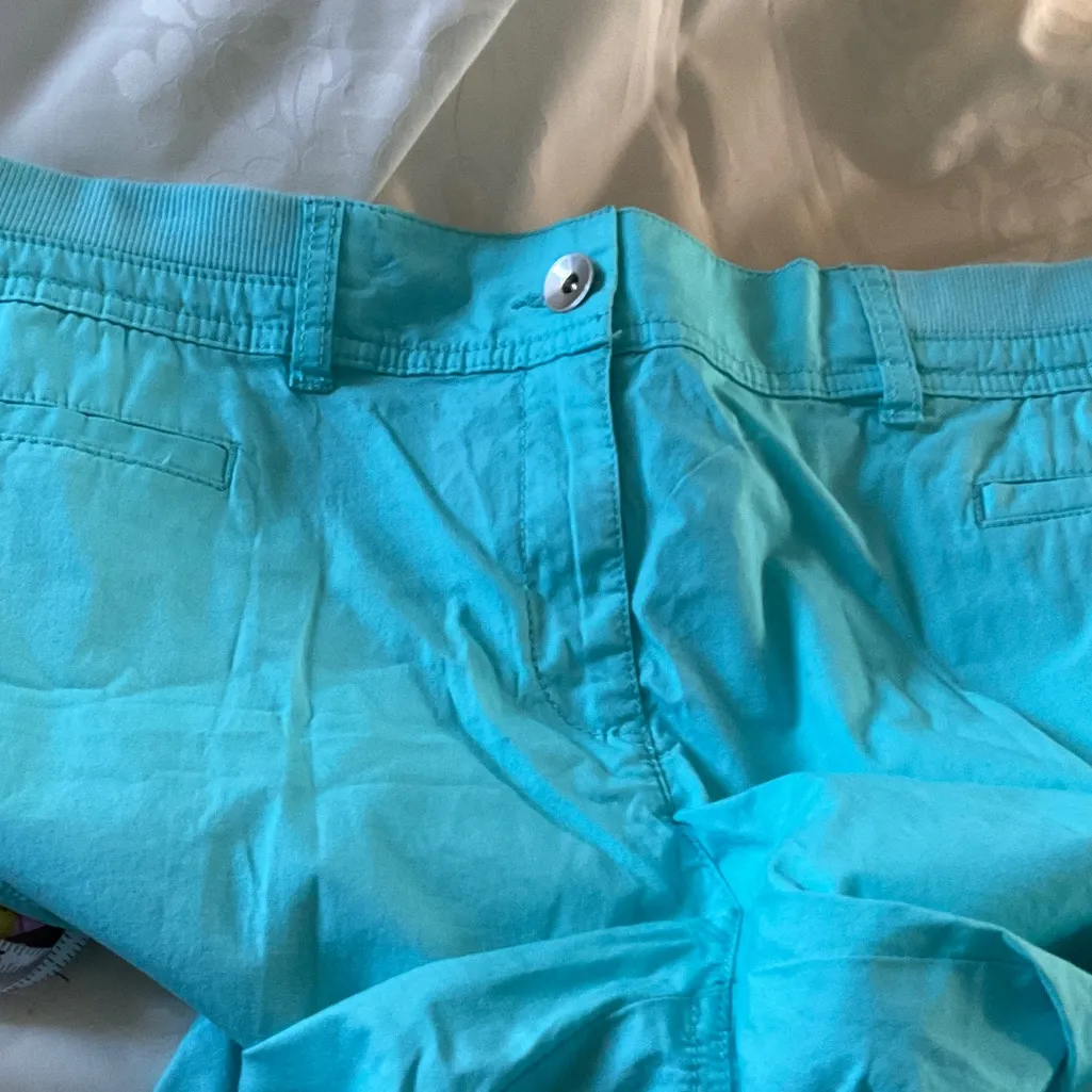 Chico's Cool Cotton Aqua cotton cropped pants. 18-20” waist to hem 35” SIZE 2 - Image 8