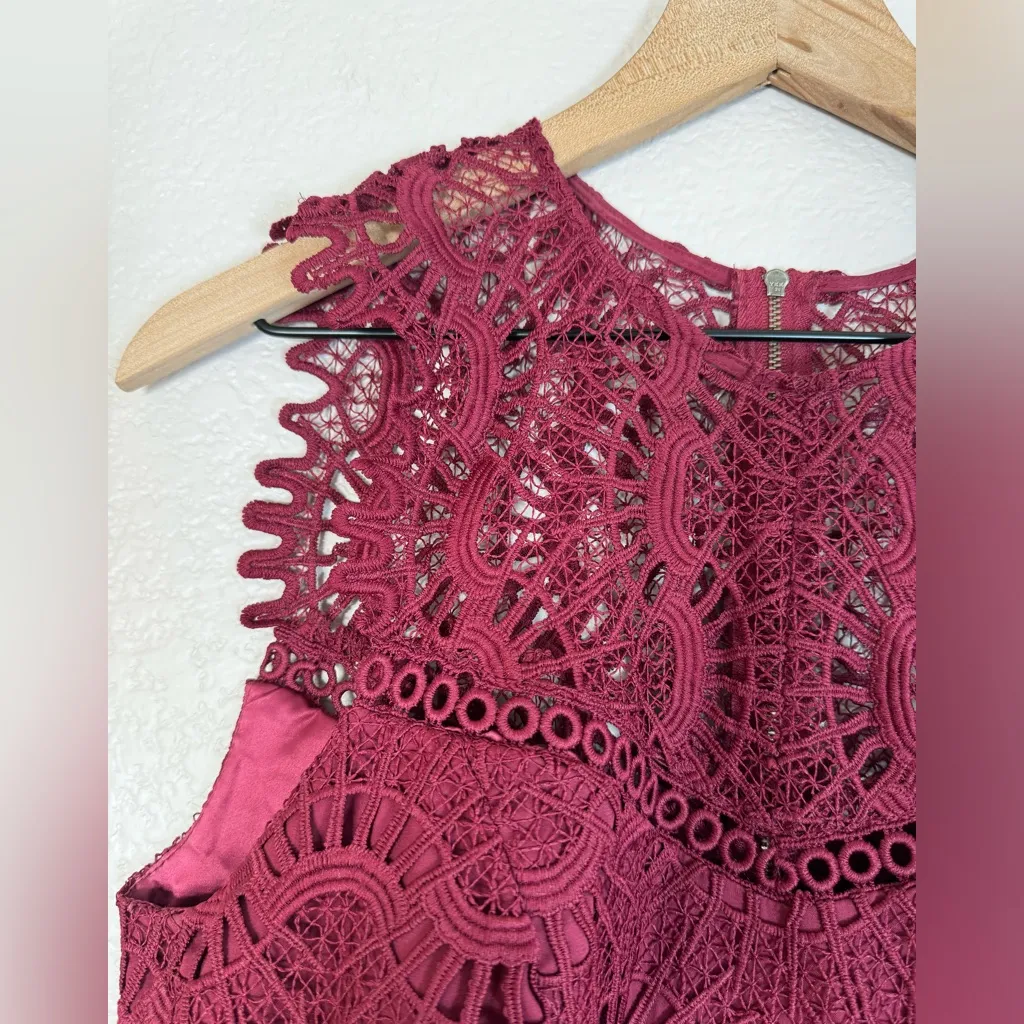 Bardot Mariano Lace Sheath Dress in Burgundy Wine Mulberry size US 10 Large - Image 13
