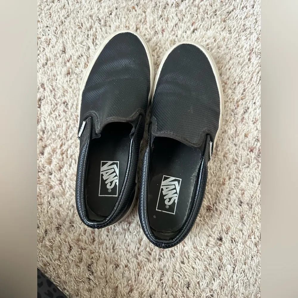 Vans Black Perf Leather Asher Slip On Skate Shoes Sneakers Women’s Size 9 - Image 7